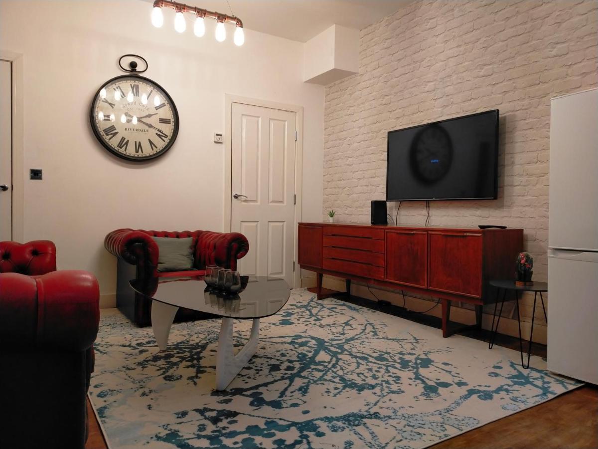 4 Bed Entire House - Heart Of The City - Near Sufc เชฟฟิลด์ ภายนอก รูปภาพ