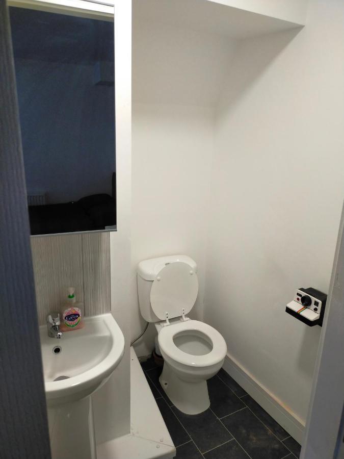 4 Bed Entire House - Heart Of The City - Near Sufc เชฟฟิลด์ ภายนอก รูปภาพ