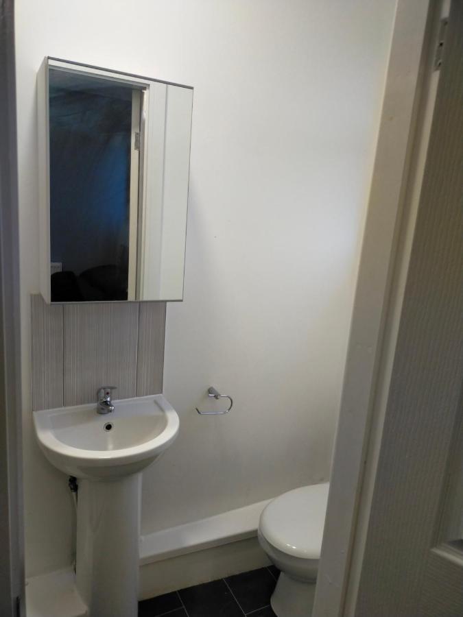 4 Bed Entire House - Heart Of The City - Near Sufc เชฟฟิลด์ ภายนอก รูปภาพ