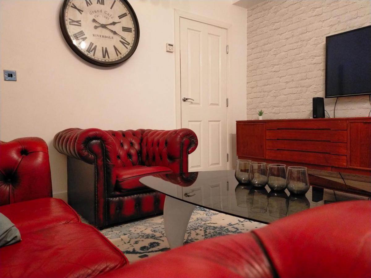 4 Bed Entire House - Heart Of The City - Near Sufc เชฟฟิลด์ ภายนอก รูปภาพ